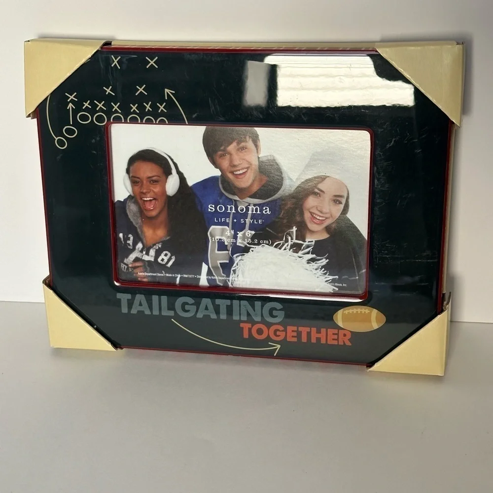 Sonoma Black and Gold Tailgating Photo Frame